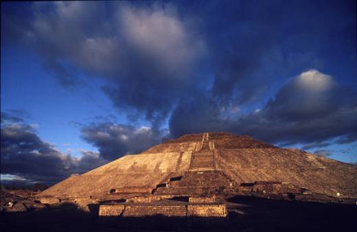 Piramide del Sole
