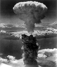 Il fungo dopo il bombardamento su Nagasaki a 18 km dal suolo.