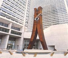 oldenburg_clothespin.jpg